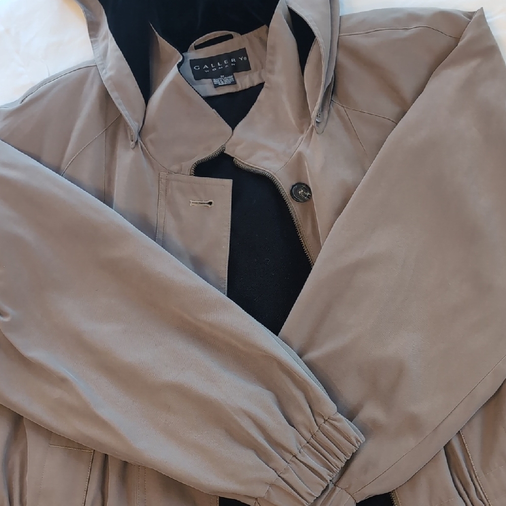 Gallery Women's Tan Raincoat